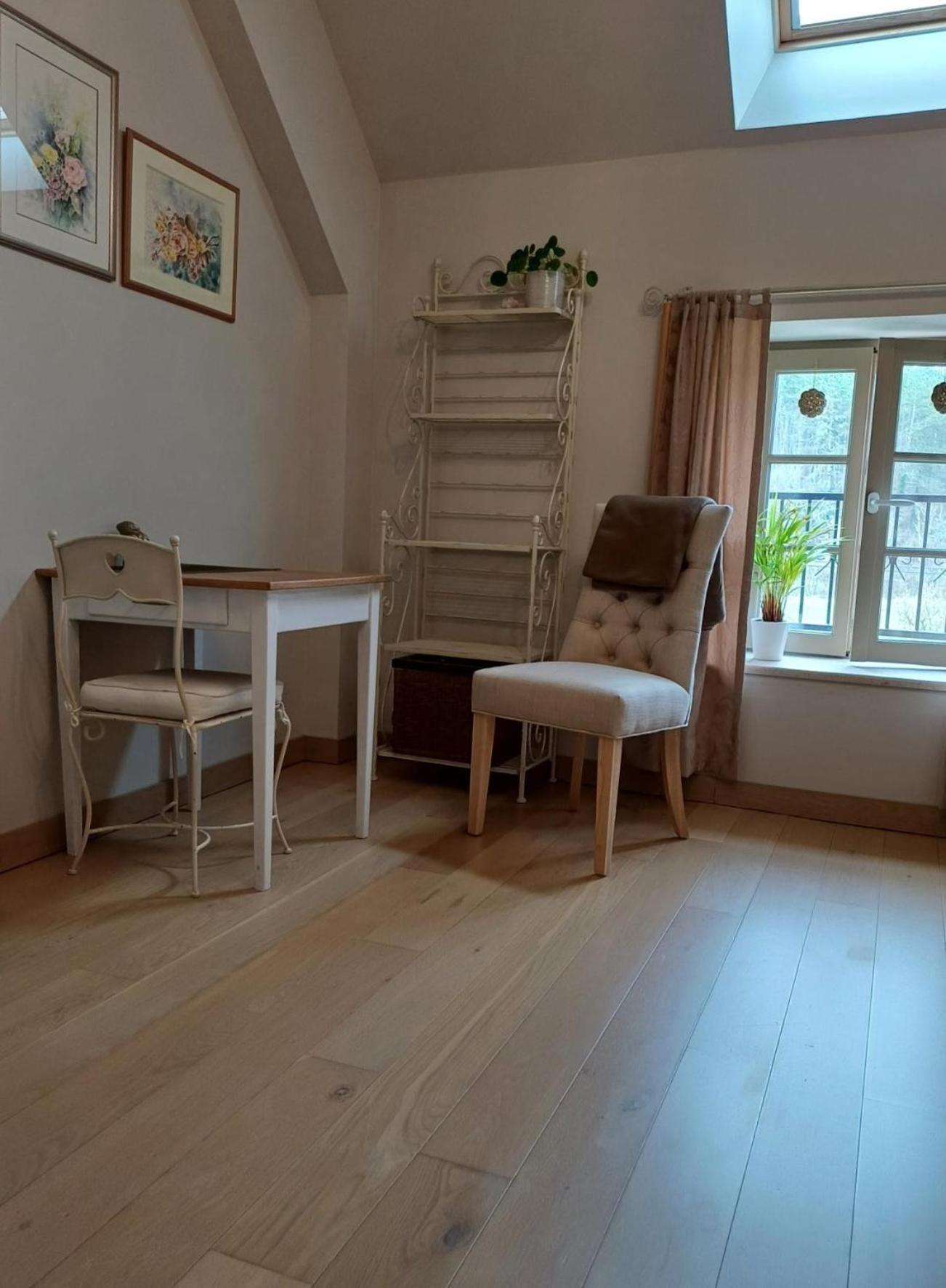 Le Repos Coquelicot Bed & Breakfast Montillot Dış mekan fotoğraf