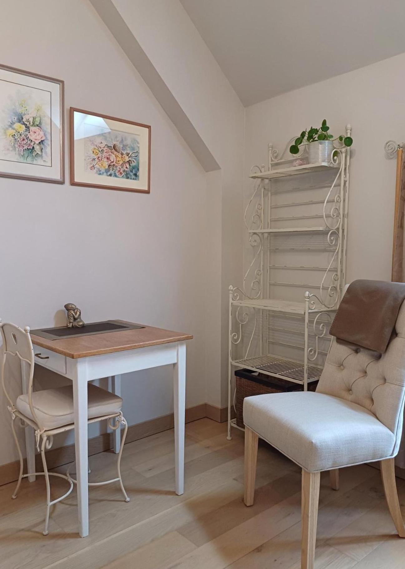 Le Repos Coquelicot Bed & Breakfast Montillot Dış mekan fotoğraf