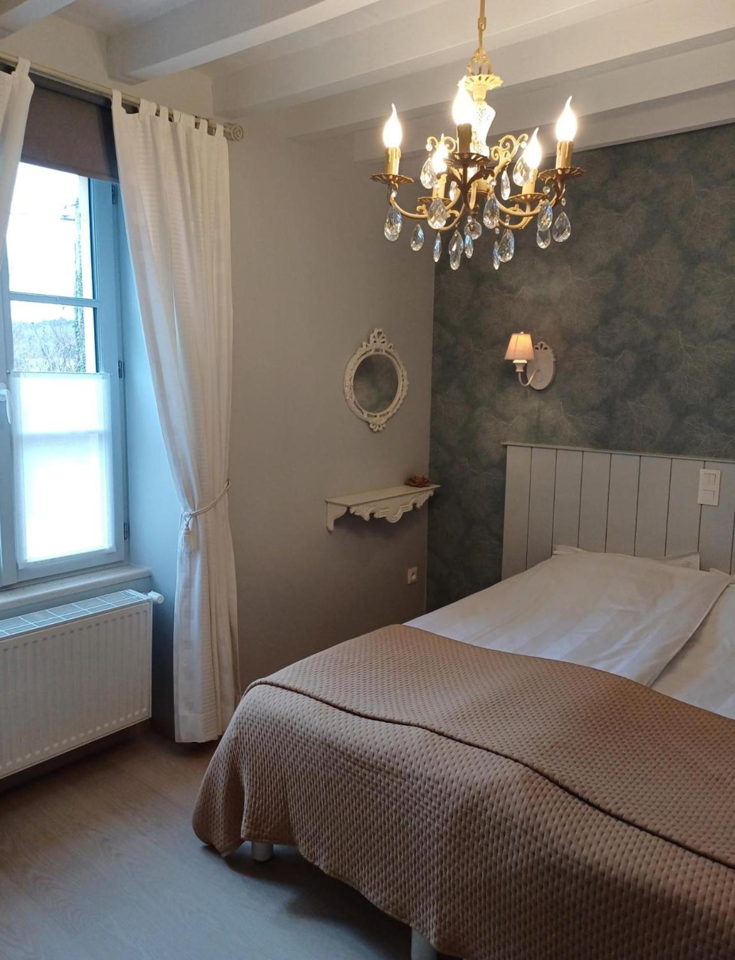 Le Repos Coquelicot Bed & Breakfast Montillot Dış mekan fotoğraf