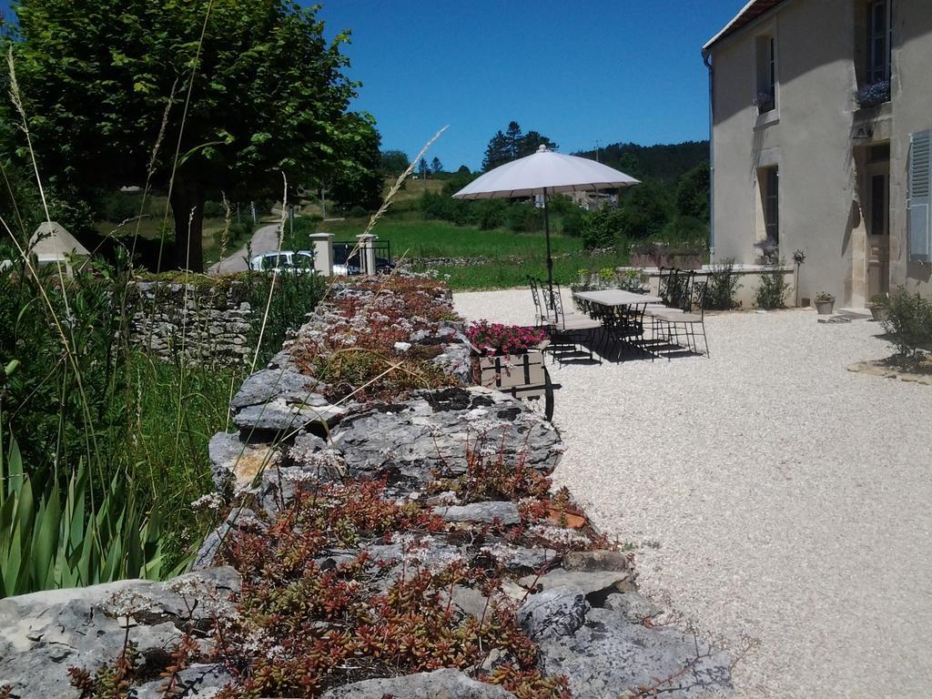 Le Repos Coquelicot Bed & Breakfast Montillot Dış mekan fotoğraf
